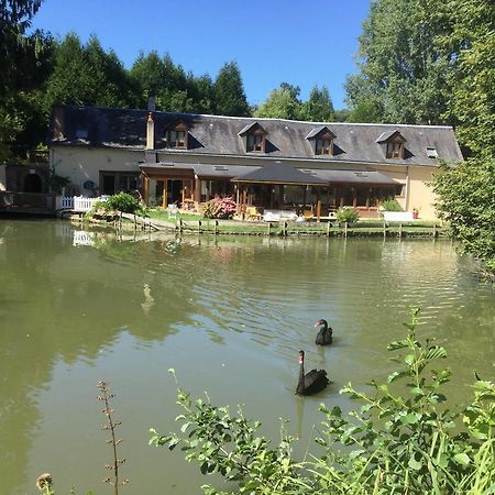Le Moulin Calme Bed & Breakfast Luceau Eksteriør bilde