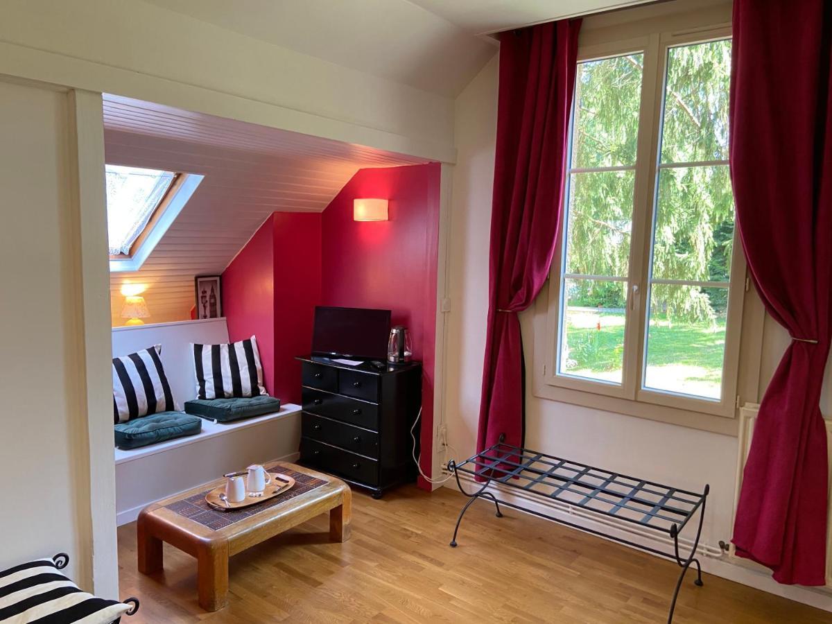Le Moulin Calme Bed & Breakfast Luceau Eksteriør bilde