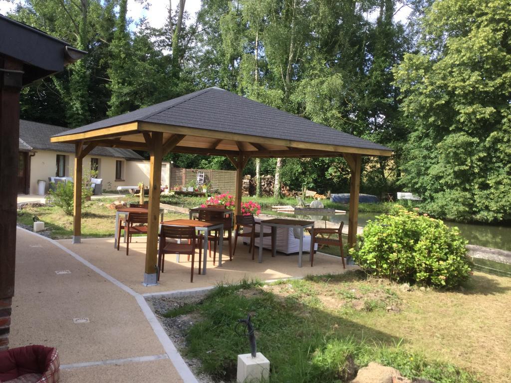Le Moulin Calme Bed & Breakfast Luceau Eksteriør bilde
