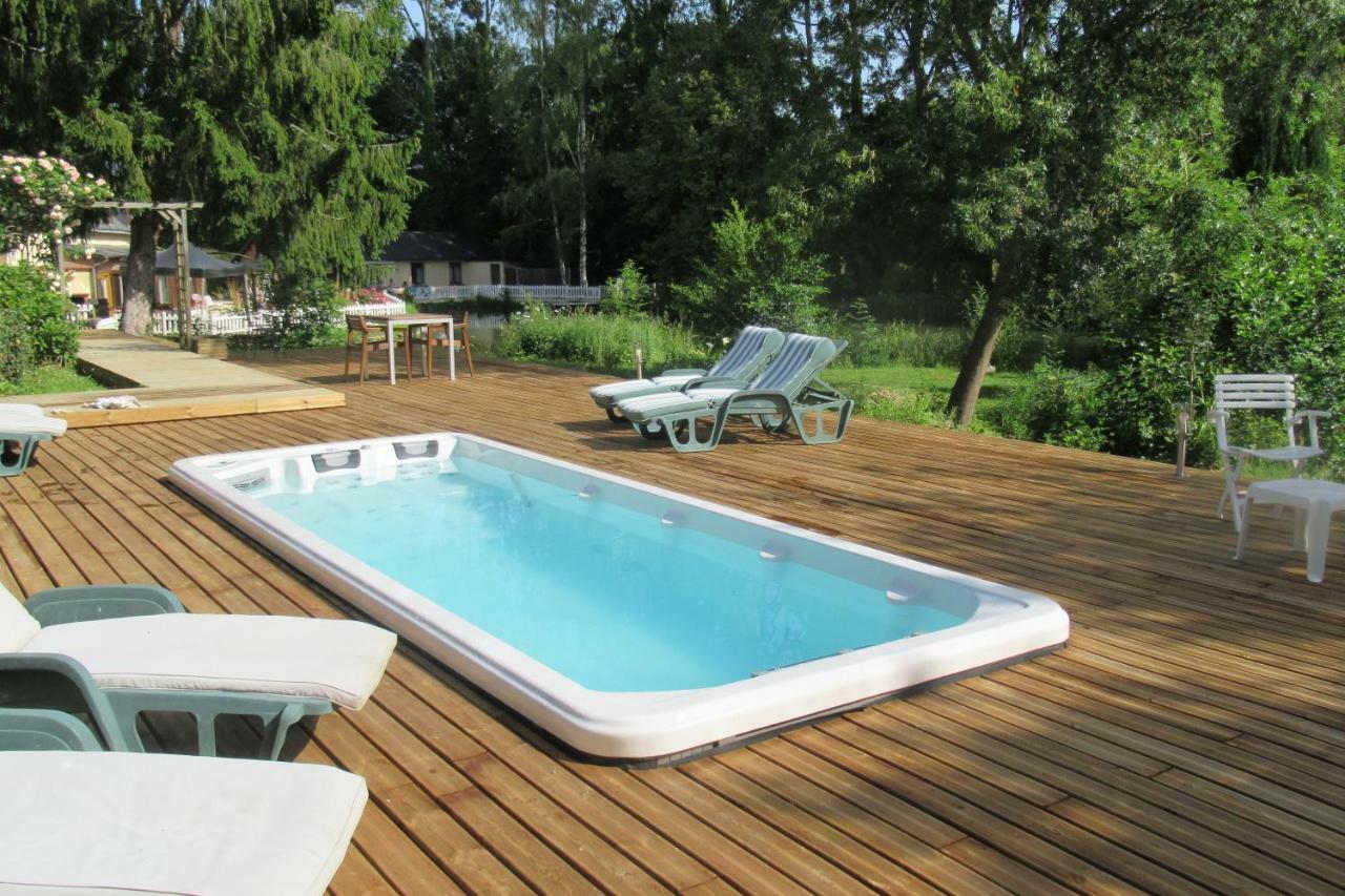 Le Moulin Calme Bed & Breakfast Luceau Eksteriør bilde