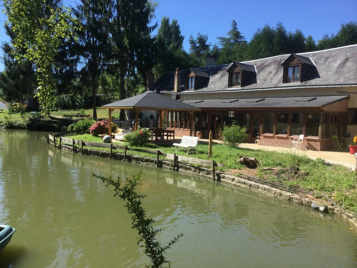 Le Moulin Calme Bed & Breakfast Luceau Eksteriør bilde